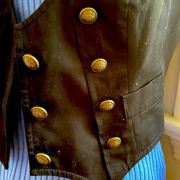 The limited black vest - Picture 2 of 10